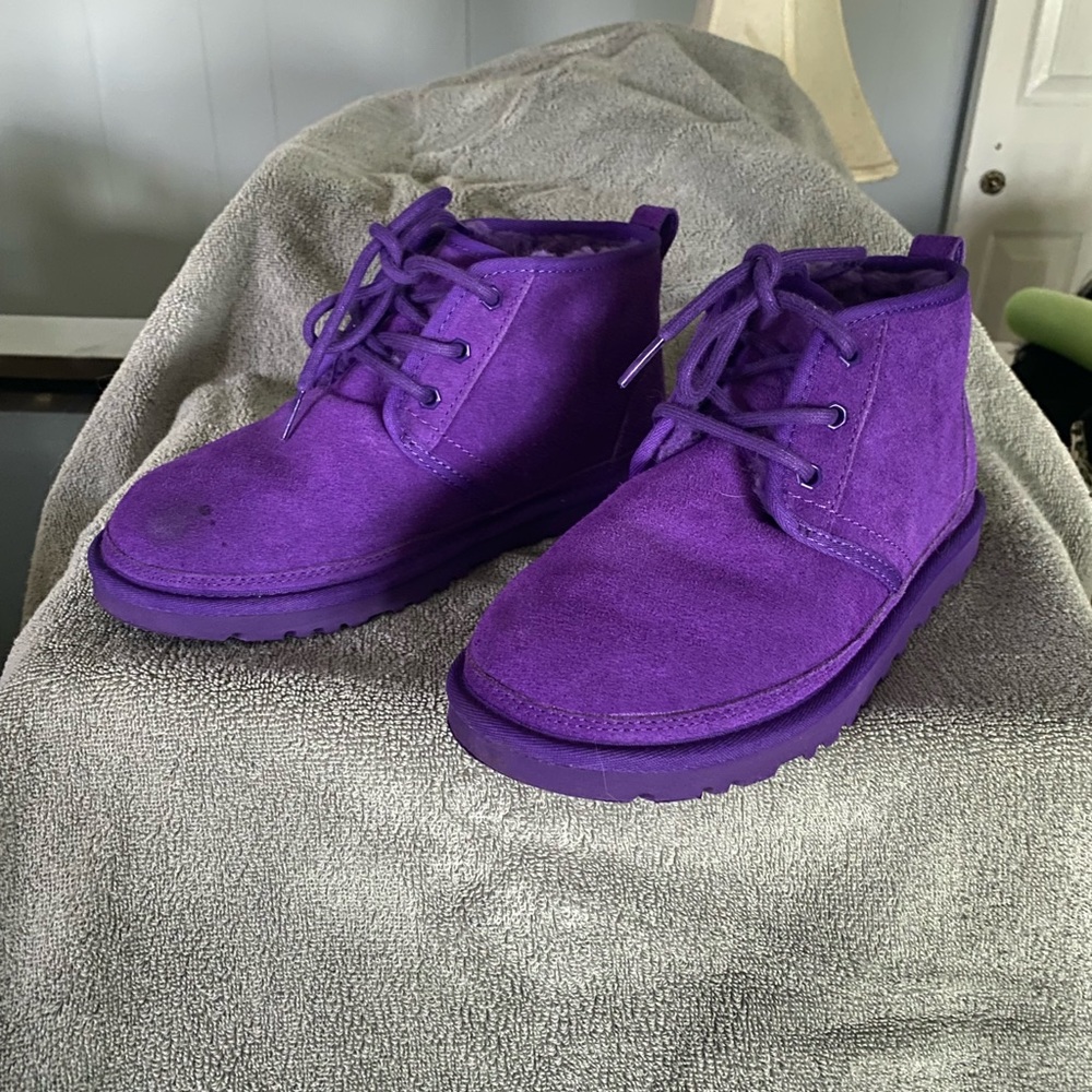 UGG short lace up boots. worn once